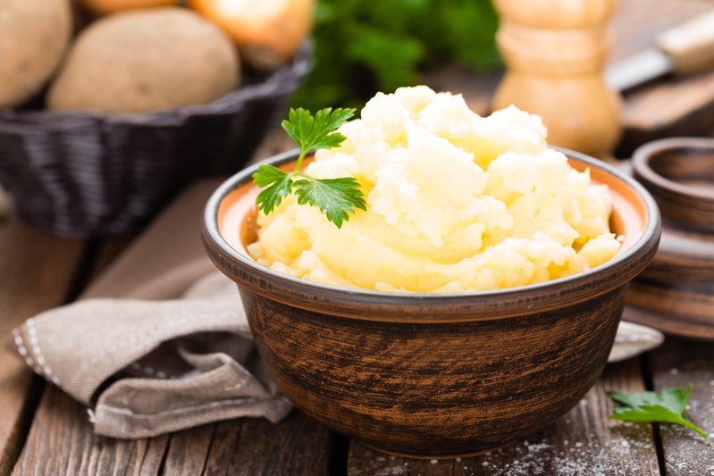 mashed-potato-potato-mash-with-butter-and-milk-PNE9ZJM-1 Receitas