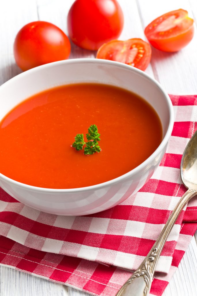 tomato-soup-P7KEXGA-1-683x1024 Receitas